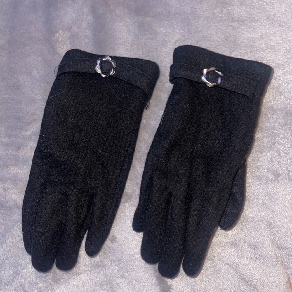 Winter black warm gloves
